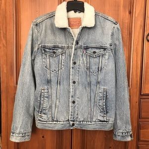 Levi’s Men’s Sherpa Denim Trucker Jacket size M